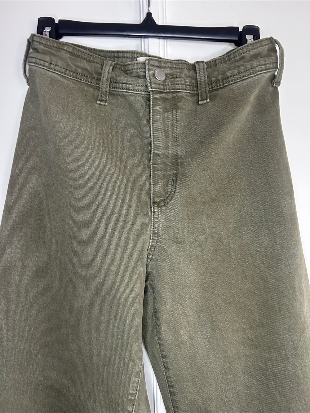 High-Waist Wide Leg Jeans in Olive for Women - Picture 2 of 7